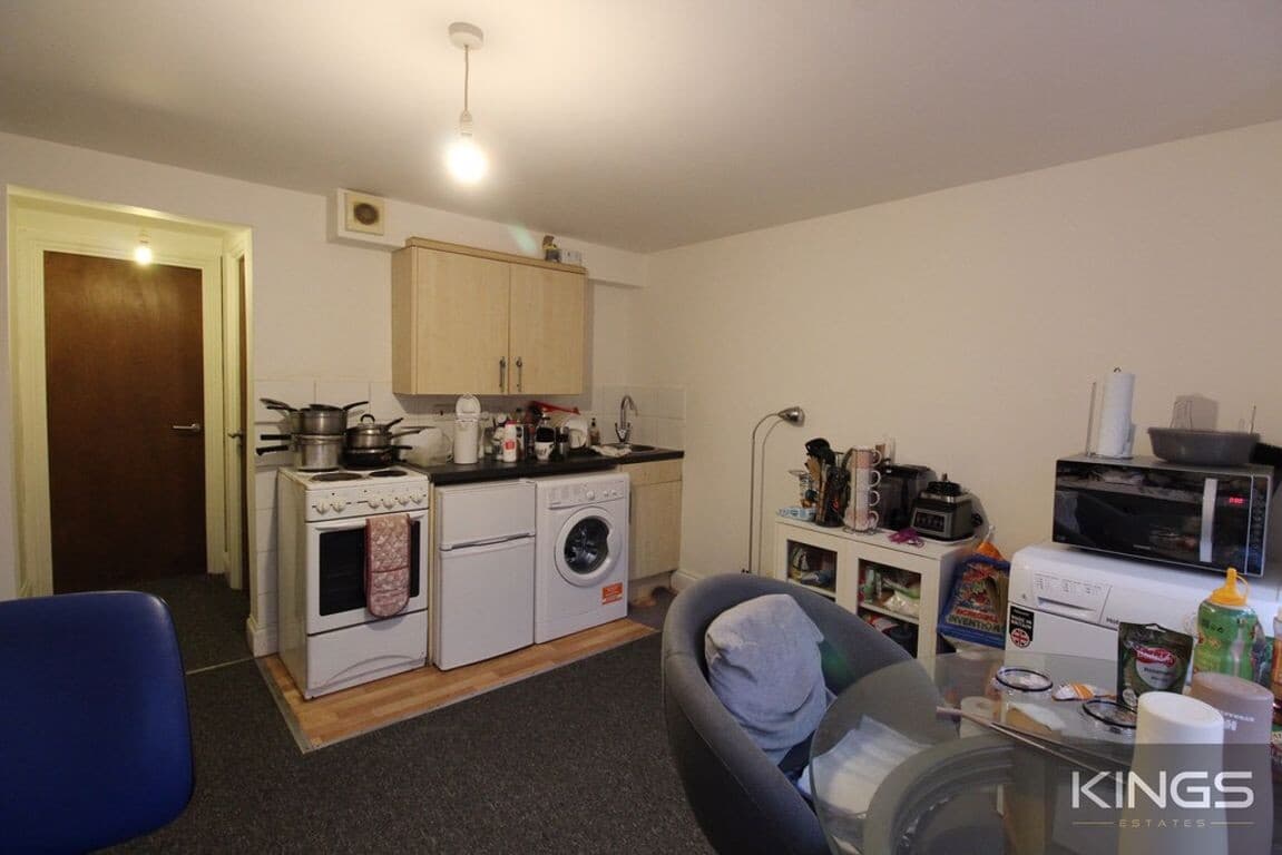 1 Bedroom Apartment For Rent Grosvenor Road, Southampton, So17 1rt 