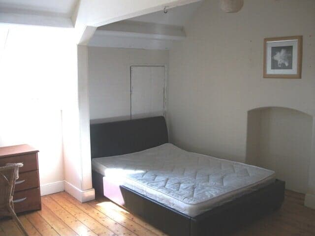 5 Bedroom Apartment For Rent Wingrove Avenue Newcastle Ne4 9aa Unihomes 