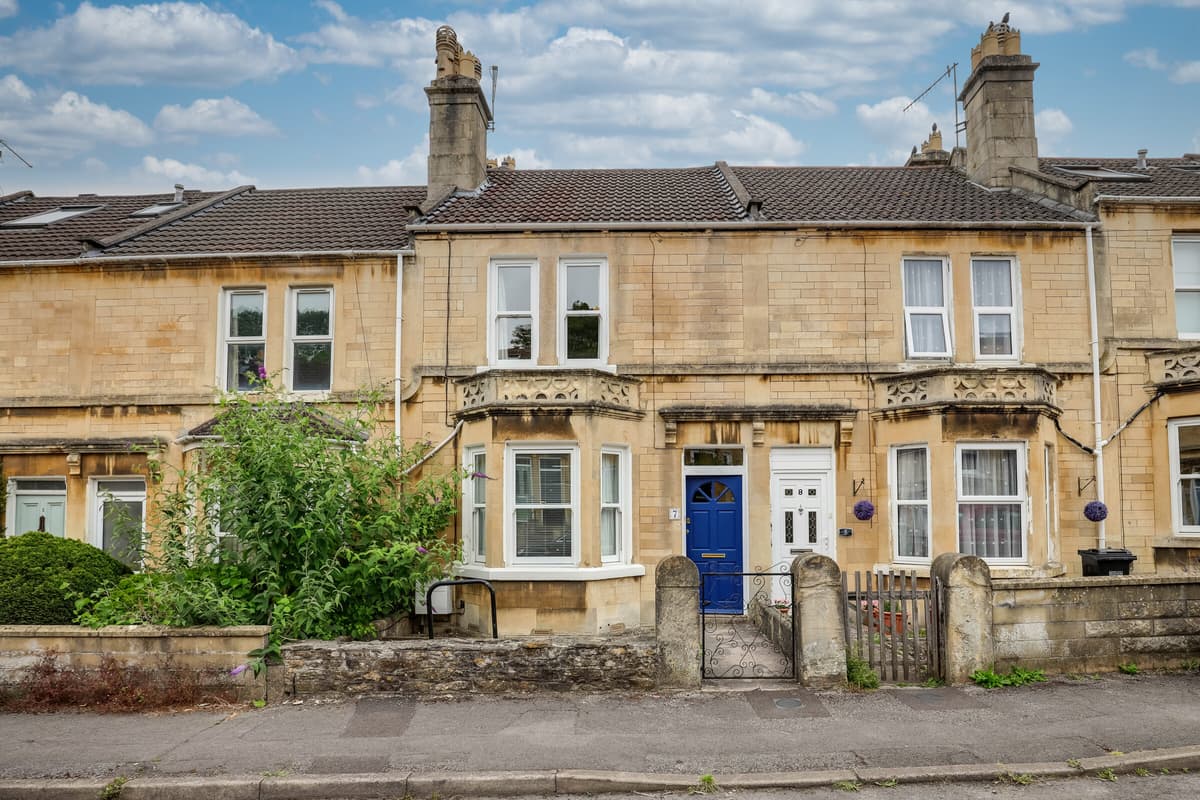 4 bedroom house for rent Ringwood Road, Bath, BA2 3JJ UniHomes