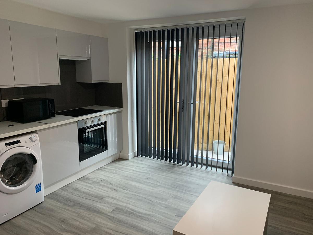 2 bedroom apartment for rent Henry Road Nottingham, NG7 2DR UniHomes