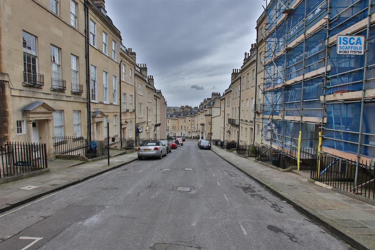 2 bedroom apartment for rent 28 Park Street, Bath, BA1 2TF UniHomes