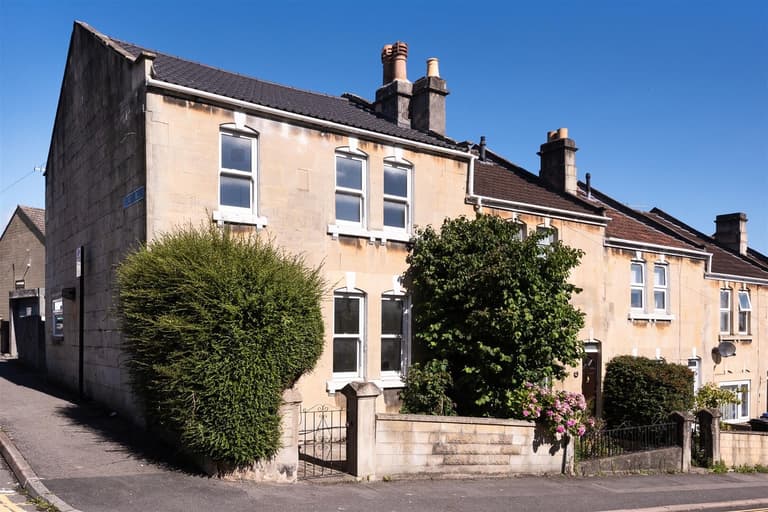 4 bedroom house for rent Herbert Road, Bath, BA2 3PP UniHomes