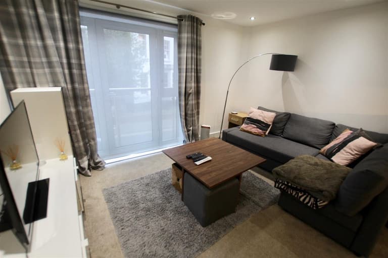 2-bedroom-apartment-for-rent-north-west-nottingham-ng1-5gy-unihomes